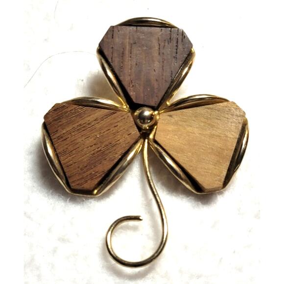 Vtg Shamrock 3" Brooch Wood Clover Goldtone Lucky Pin Rustic St Patrick 70s 80s - Picture 1 of 4